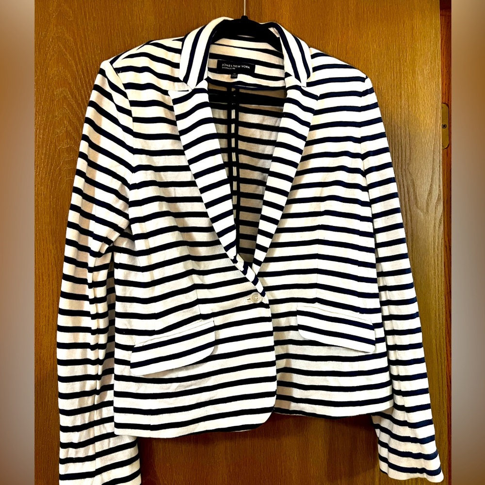 Jones New York Striped Blazer